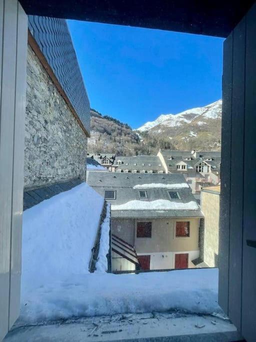 A 50M Du Centre & Des Telecabines, Nid Douillet Cauterets Exterior foto